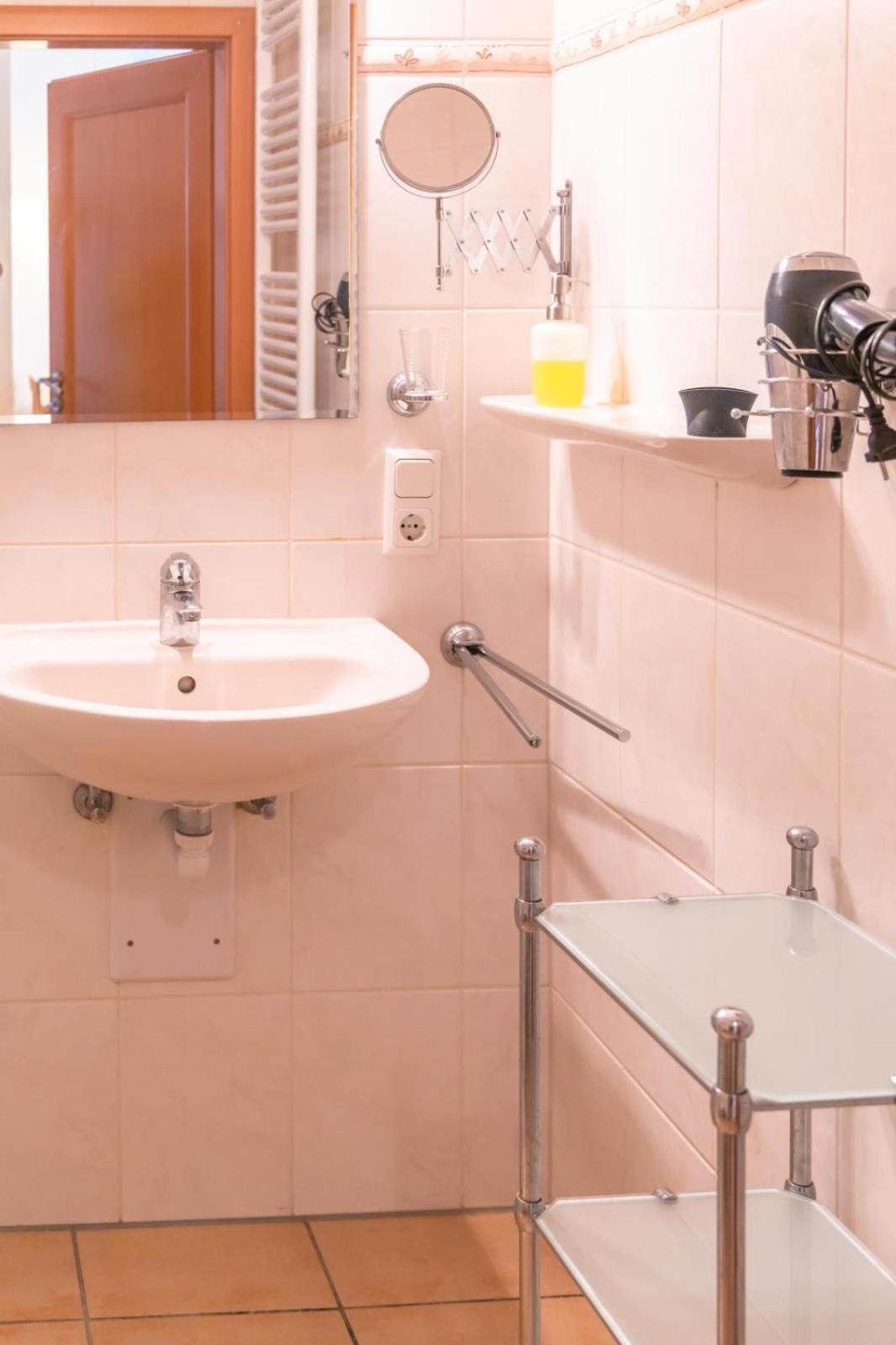 Ferienwohnung 4 Am Petersberg Neef Buitenkant foto